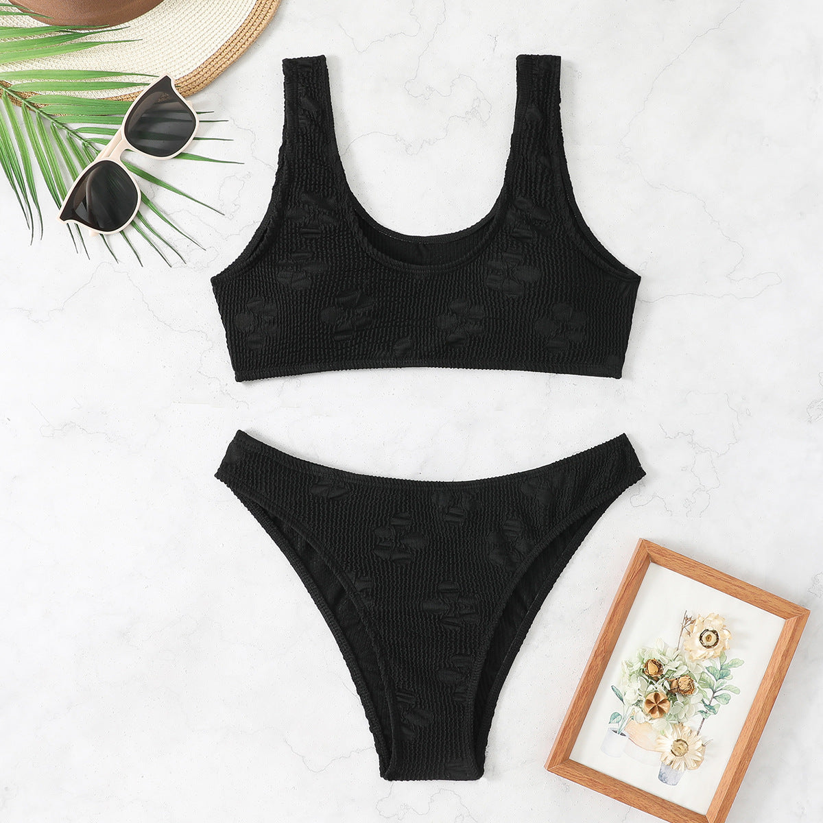 Solid color split bikini
