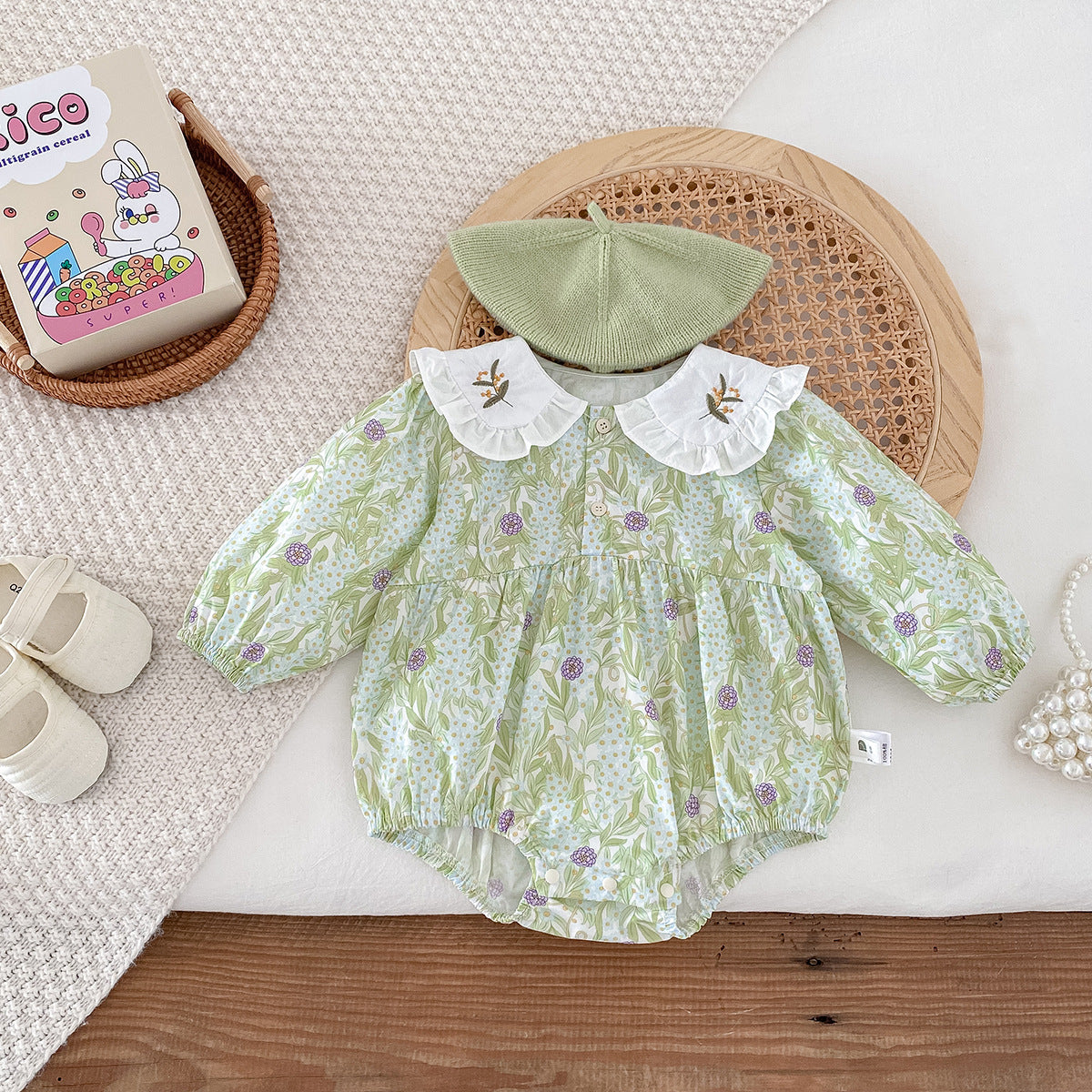 Baby Girl Floral Long Sleeve Bodysuit Chic Onesie