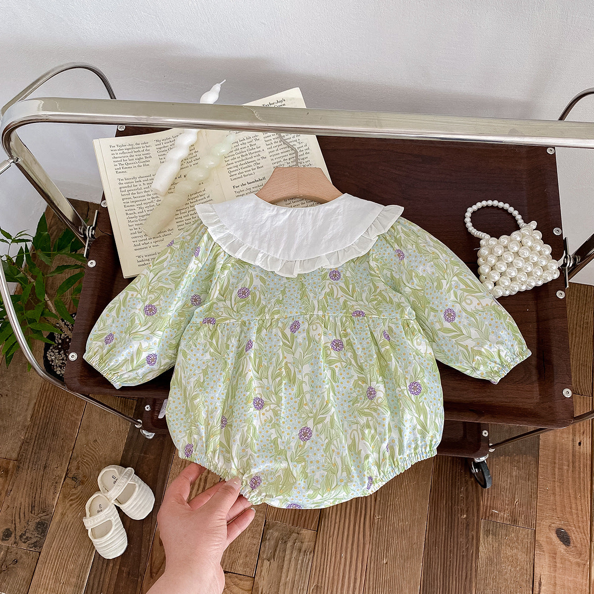 Baby Girl Floral Long Sleeve Bodysuit Chic Onesie