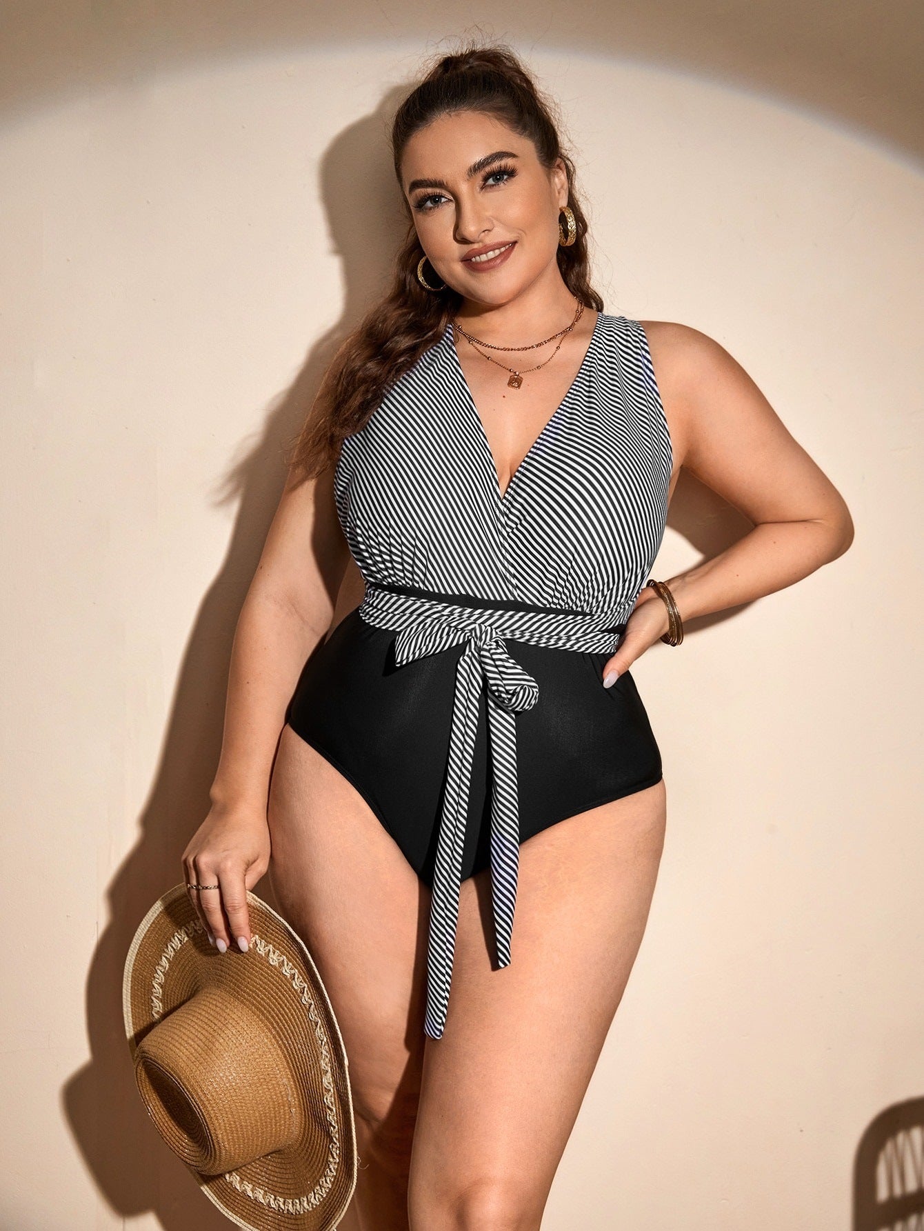 One-Piece Swimsuit Large Size Striped Tie Design Slim Fit Sexy